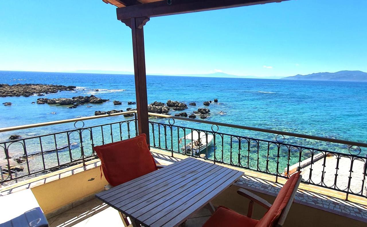 Halikoura Beach Apartments Stoupa Exterior photo